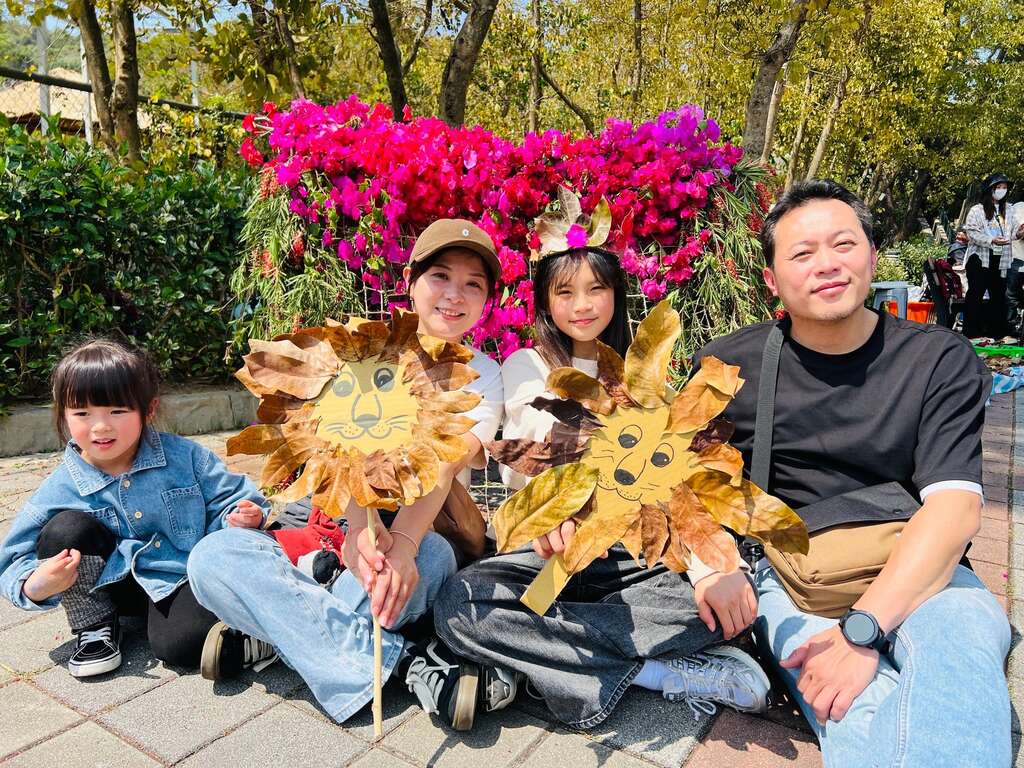 圖5 大小朋友體驗植物面具及花環DIY